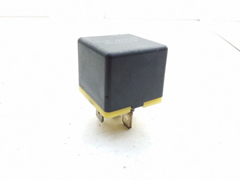 Avārijas gaismu relejs 4373229