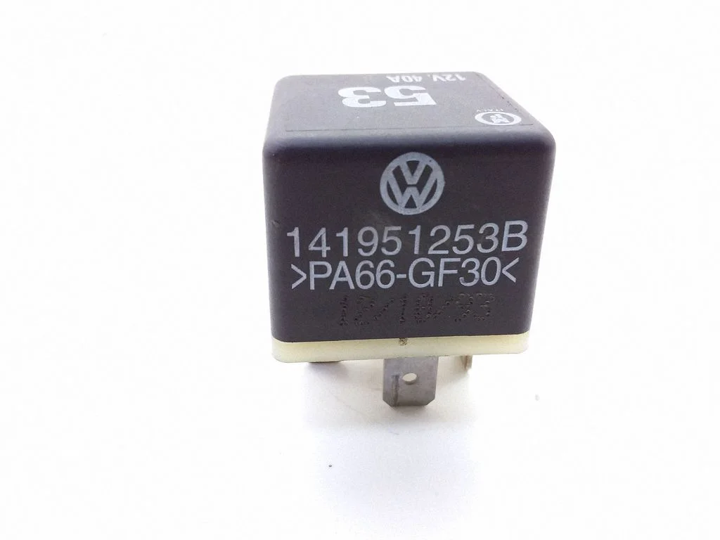 Hazard warning light relay – Volkswagen Golf III (1992-1997)