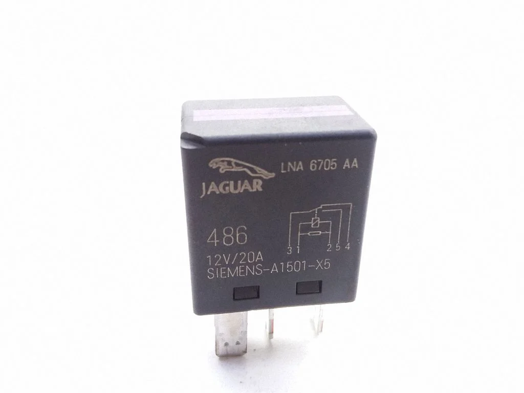 Hazard warning light relay – Jaguar XJ X300 (1995-1997)