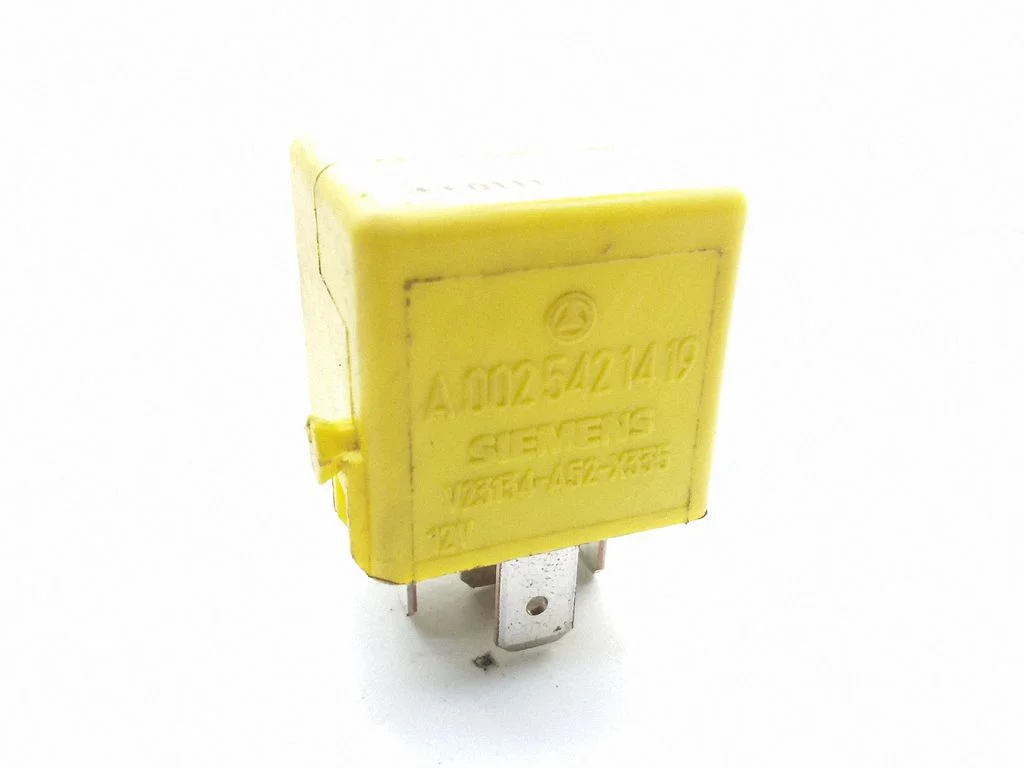 Hazard warning light relay – Mercedes-Benz A-Class W168 (1997-2004)