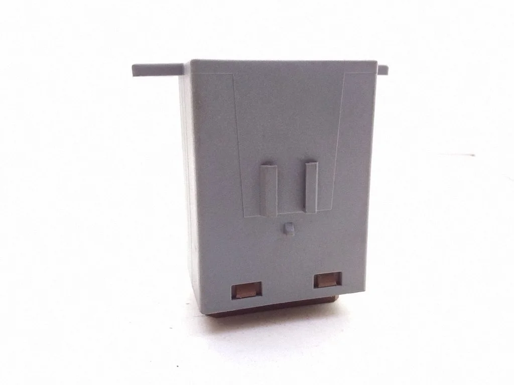 Hazard warning light relay