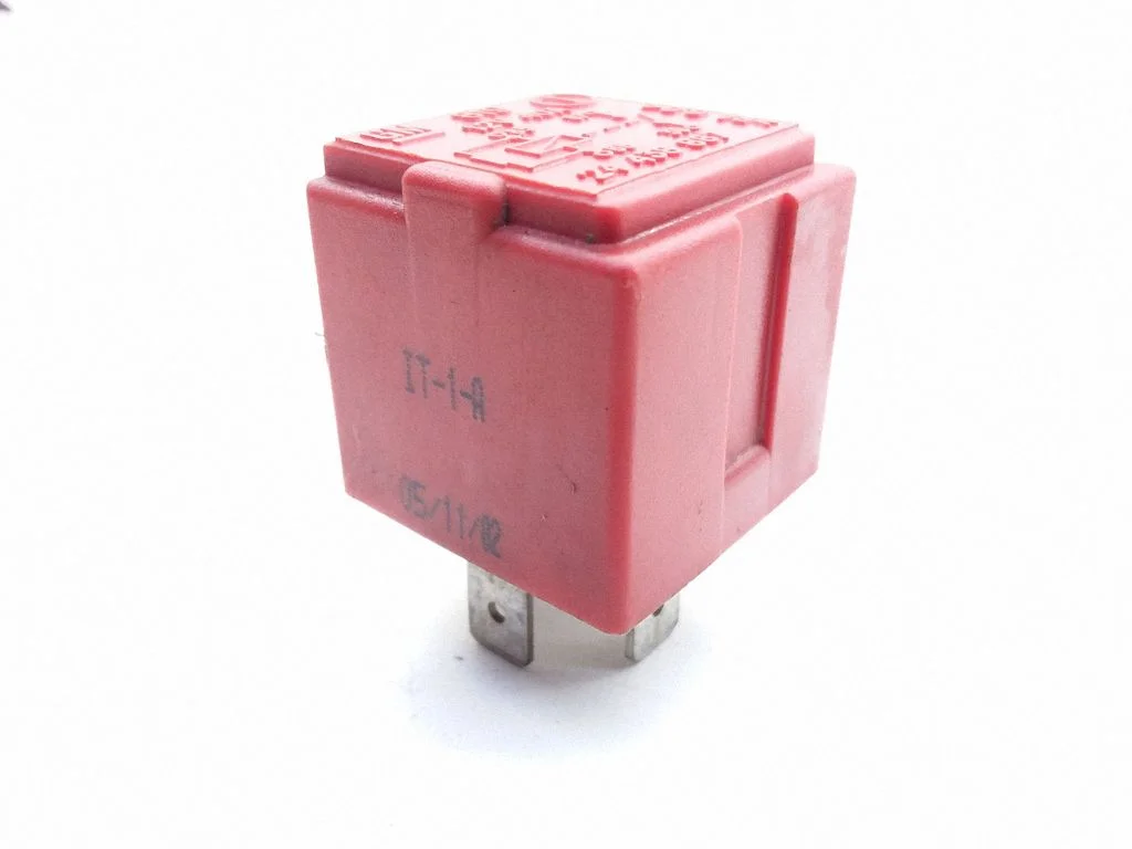 Hazard warning light relay – Saab 9-3 Ver2 (2003-2007)