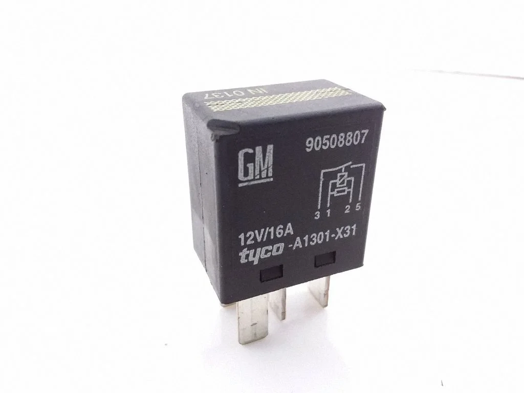 Hazard warning light relay – Opel Astra G (1998-2009)