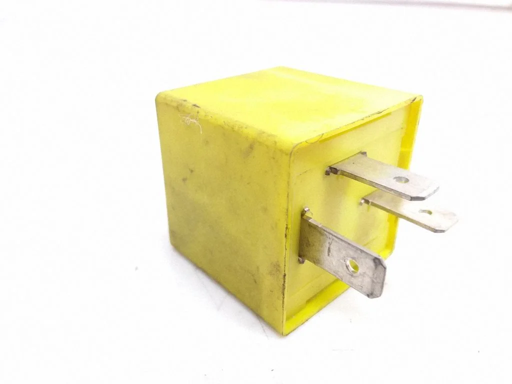 Hazard warning light relay