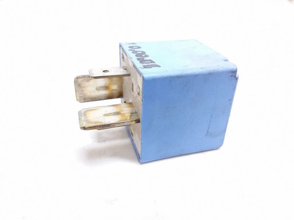 Hazard warning light relay