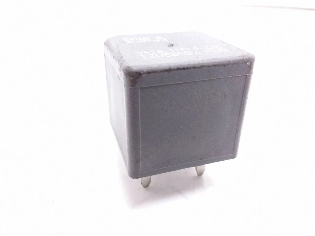 Hazard warning light relay – Opel Sintra (1996-1999)