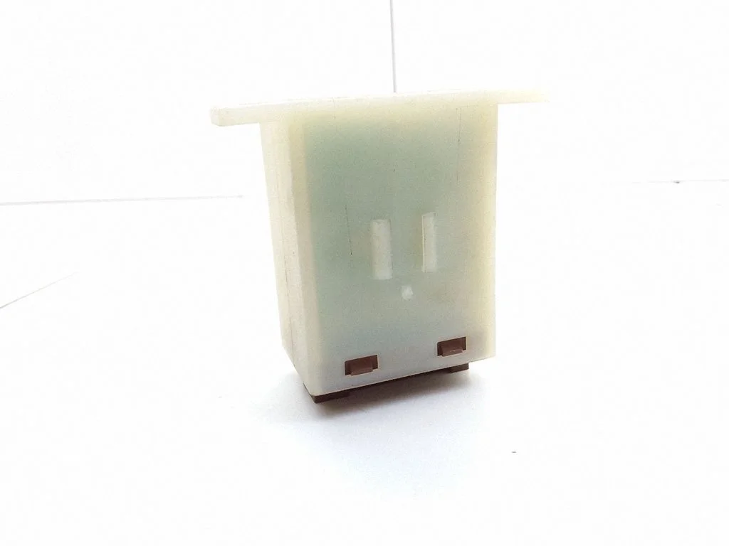 Hazard warning light relay