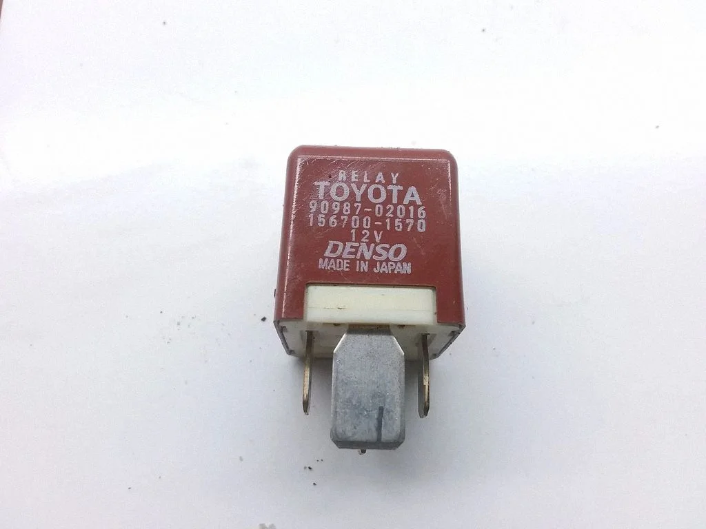 Muu relee – Toyota Avensis Verso (2001-2009)