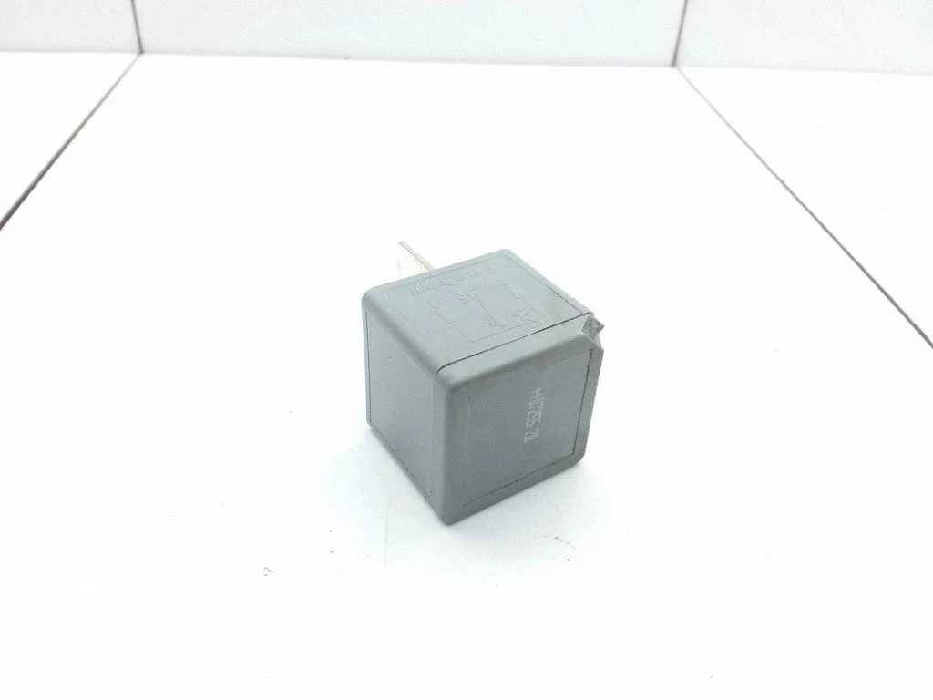 Other relay 5M5T14B192EA