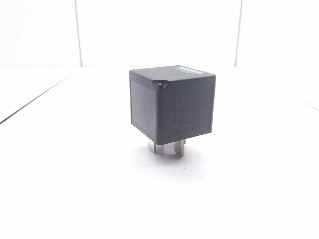 Other relay 5M5T14B192CA