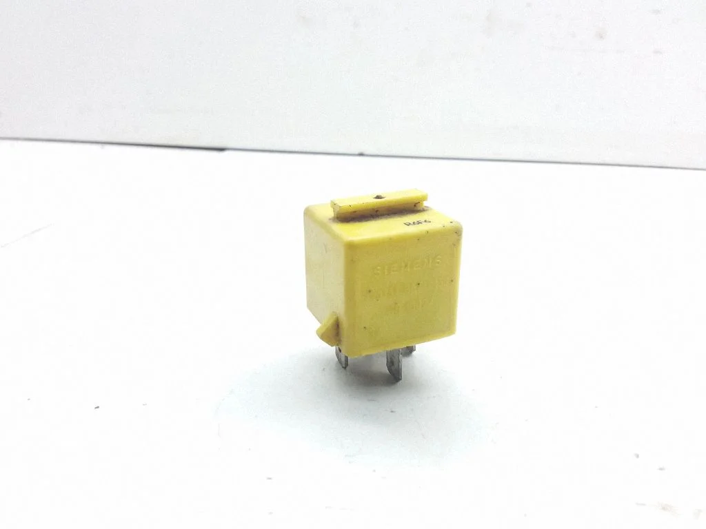 Other relay YWB10027
