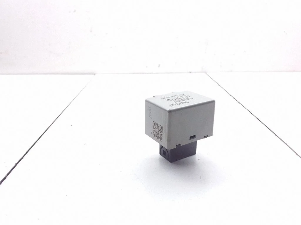 Other relay 8624A001