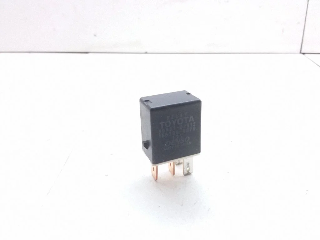 Other relay 9098702012