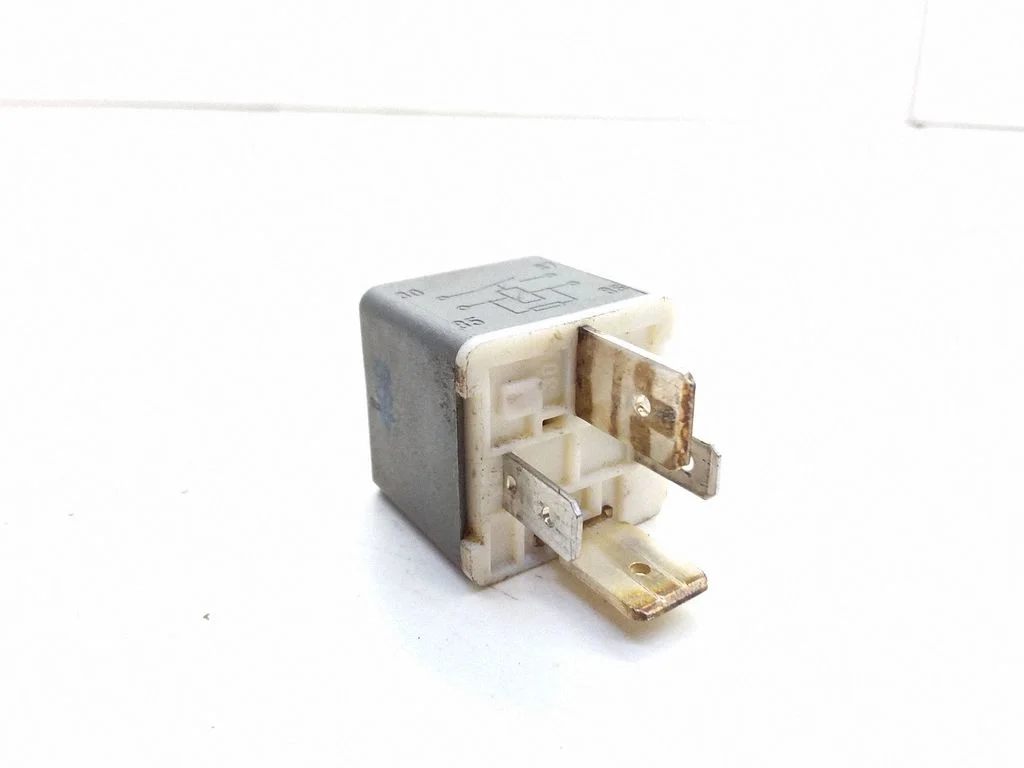 Other relay – Volkswagen Derby II (1996-2008)