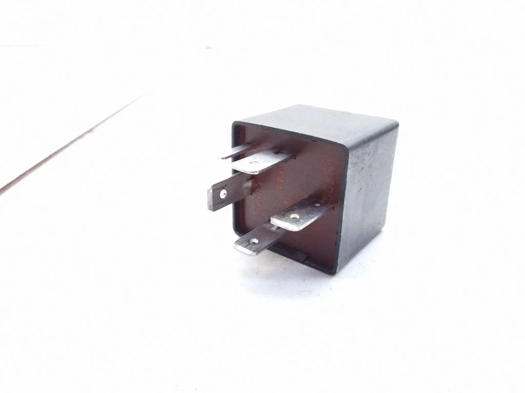 Other relay – Audi 100 200 5000 C3 (1982-1991)