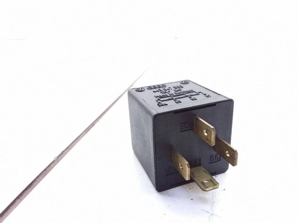 Other relay – Audi 100 200 5000 C3 (1982-1991)