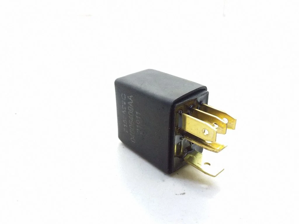 Other relay 04606409AA