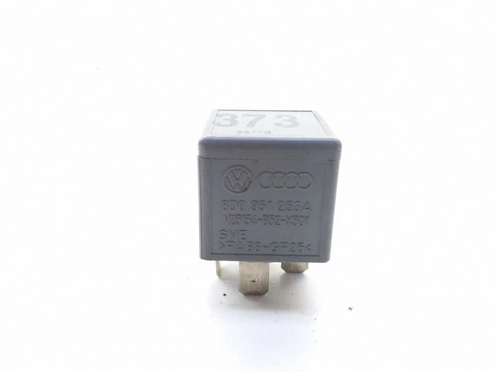 Other relay 8D0951253A