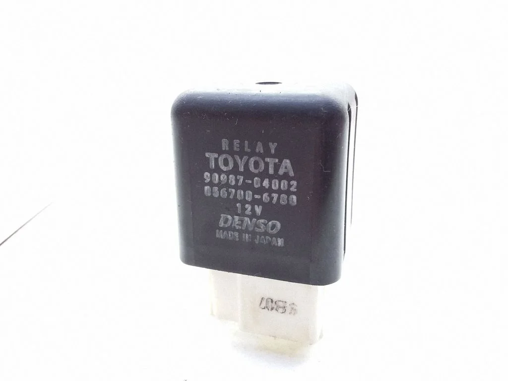 Inny przekaźnik 9098704002 – Toyota Picnic (1996-2001)