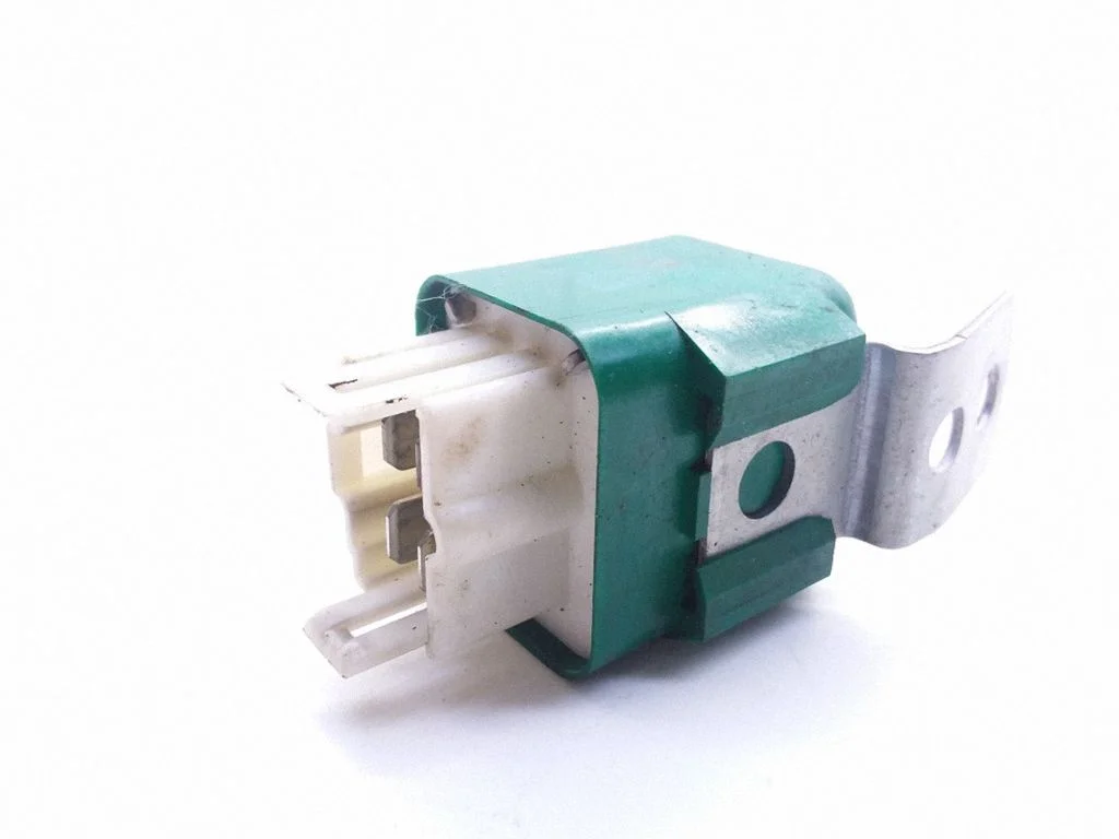 Other relay 0568002120