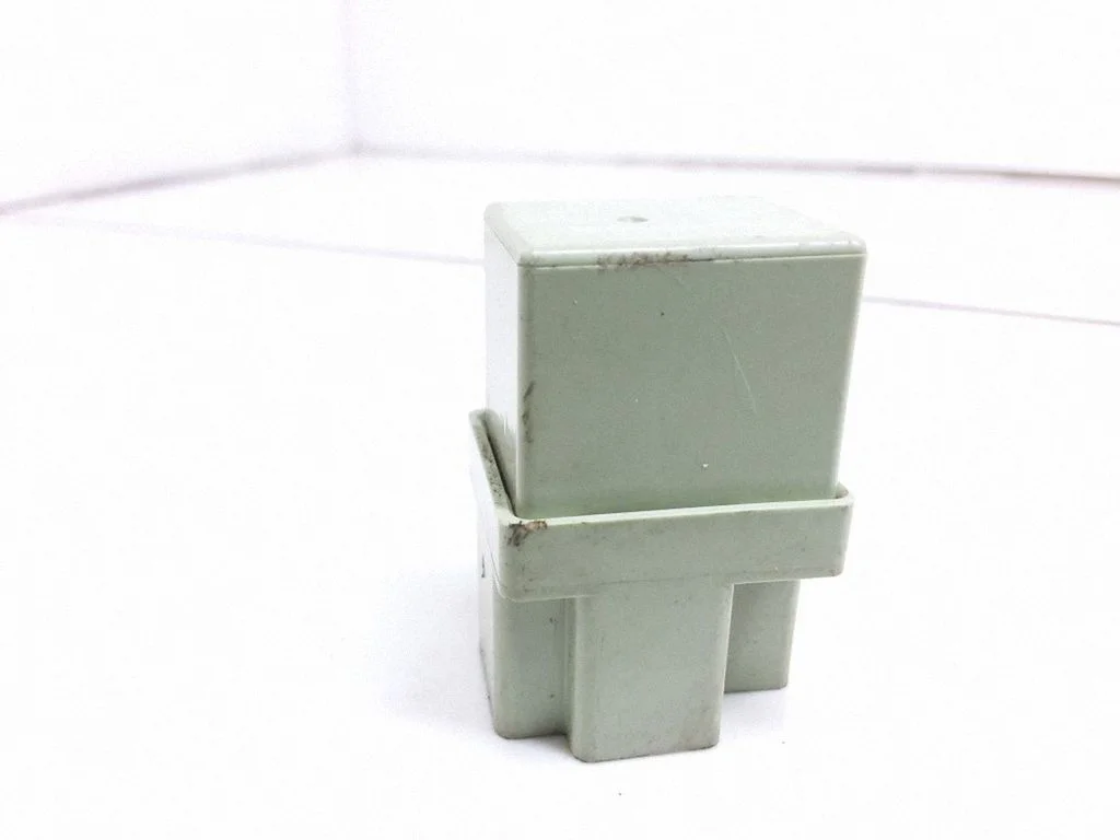 Other relay 476052J000