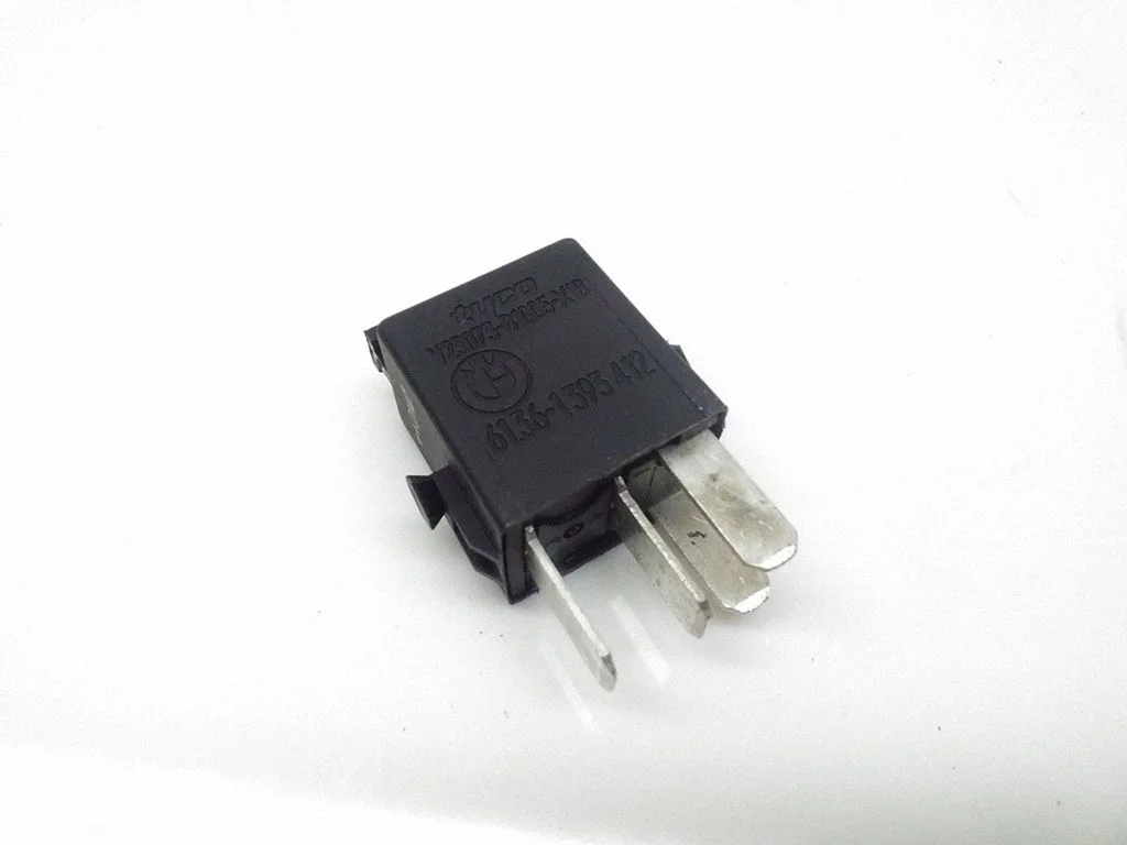 Cits relejs V23073B1005X18