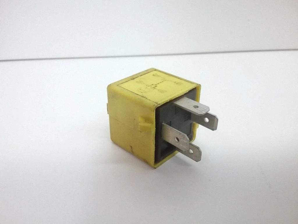 Other relay V23134B52X130