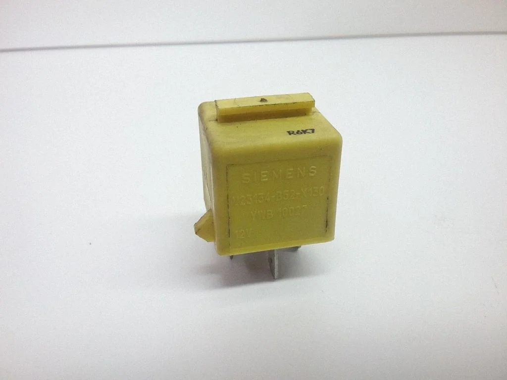 Other relay V23134B52X130