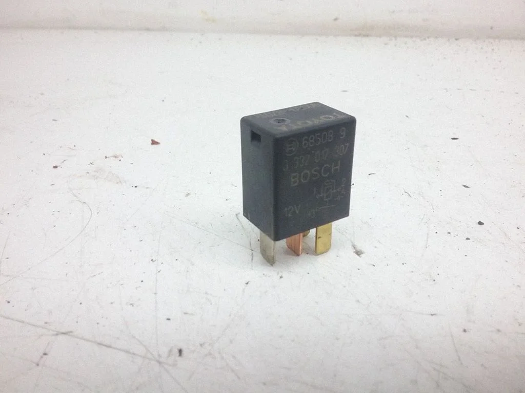 Other relay 685089