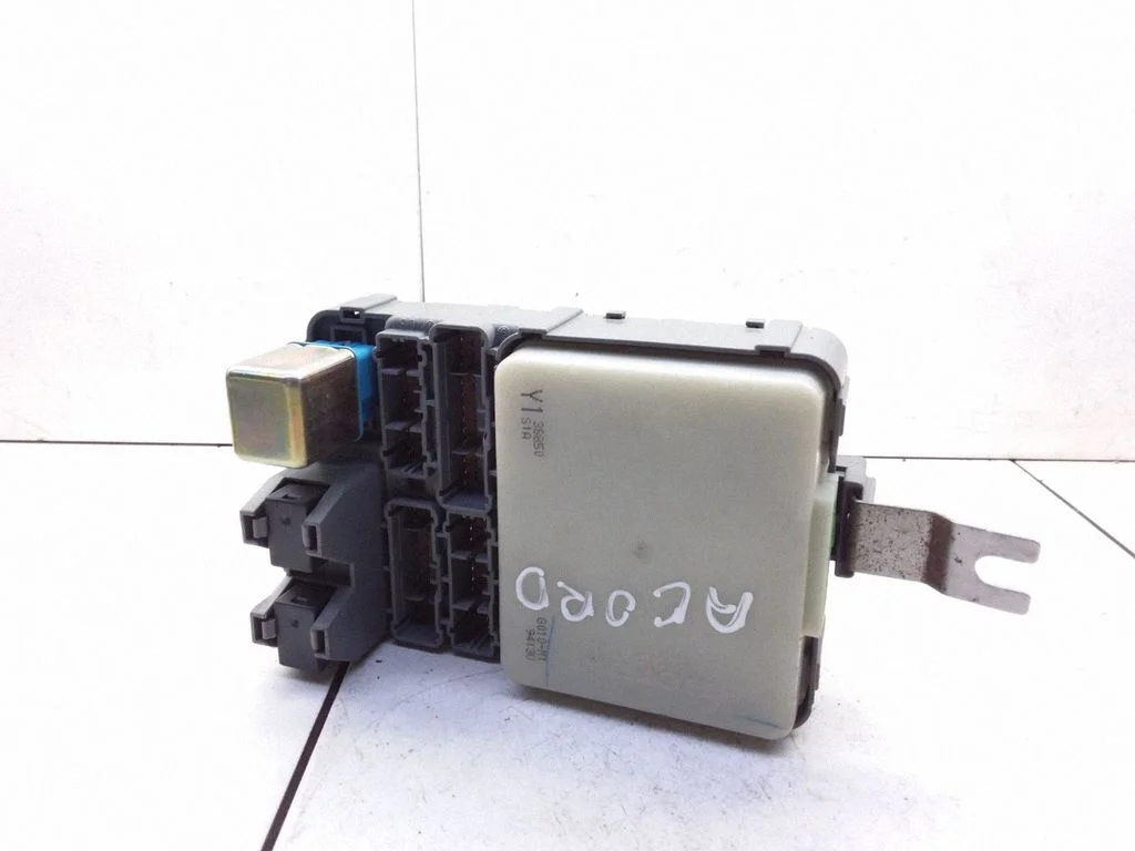 Releede paigaldusplokk – Honda Accord (1999-2002)