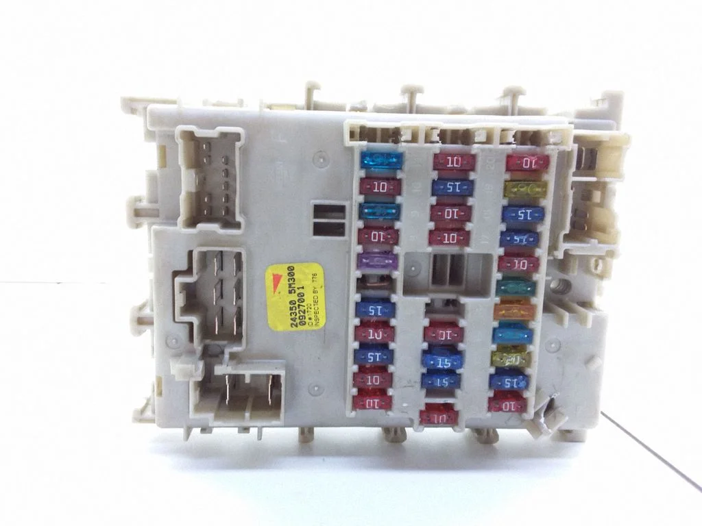 Releede paigaldusplokk – Nissan Almera N16 (2000-2010)