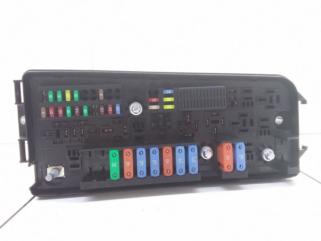 Releede paigaldusplokk – Opel Vectra C (2002-2005)