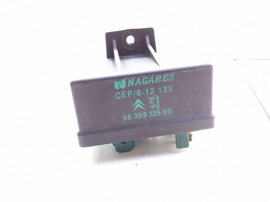 Glow plug pre-heat relay 9639912580