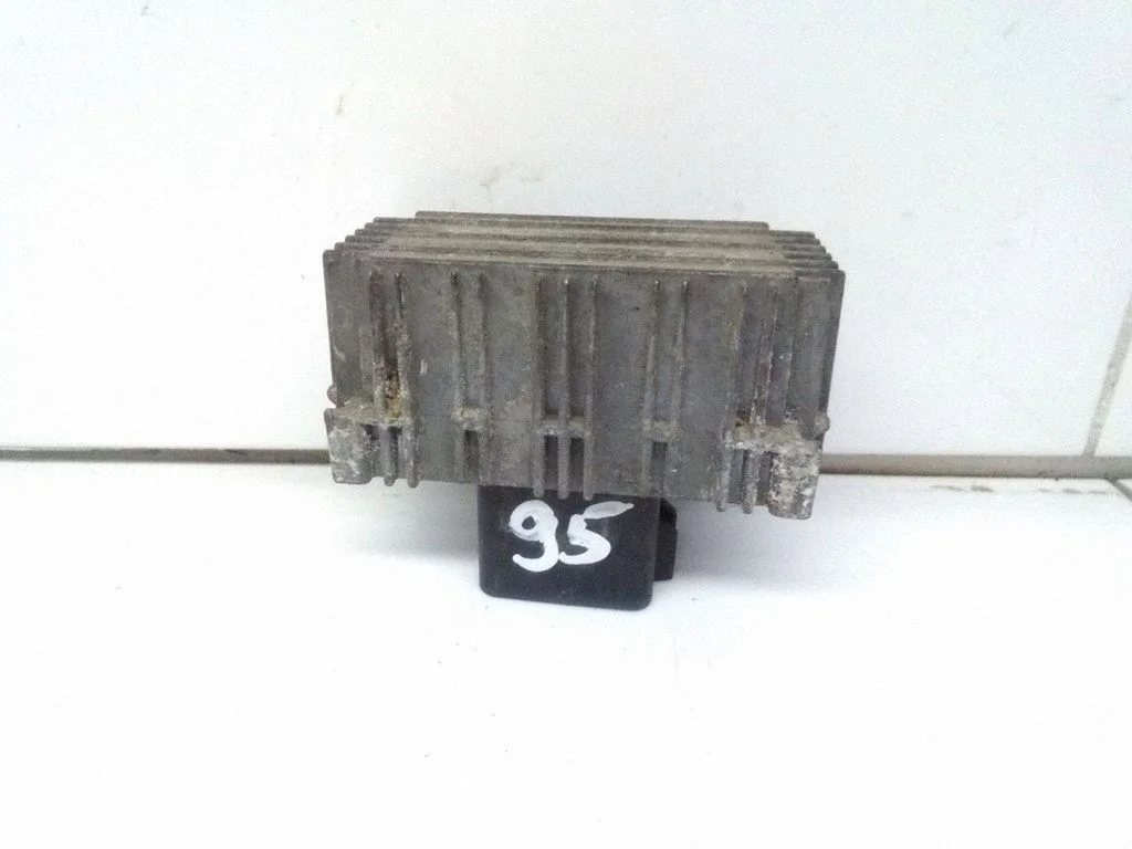 Glow plug pre-heat relay – Saab 9-5 (1998-2005)