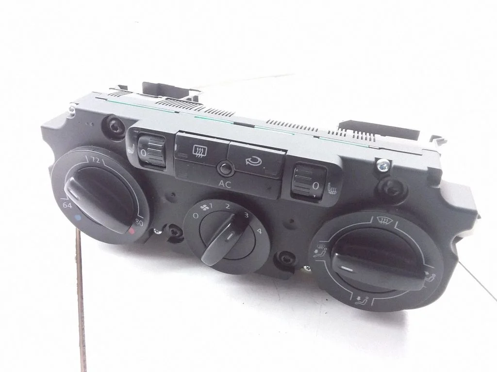 Climate control unit 743138