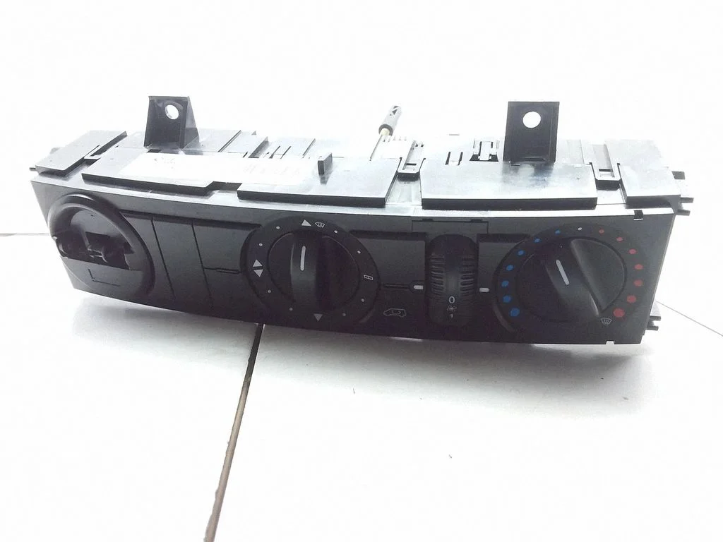 Kliimaseadme/kütte juhtplokk (salongis) – Mercedes-Benz Sprinter W906 (2006-2018)