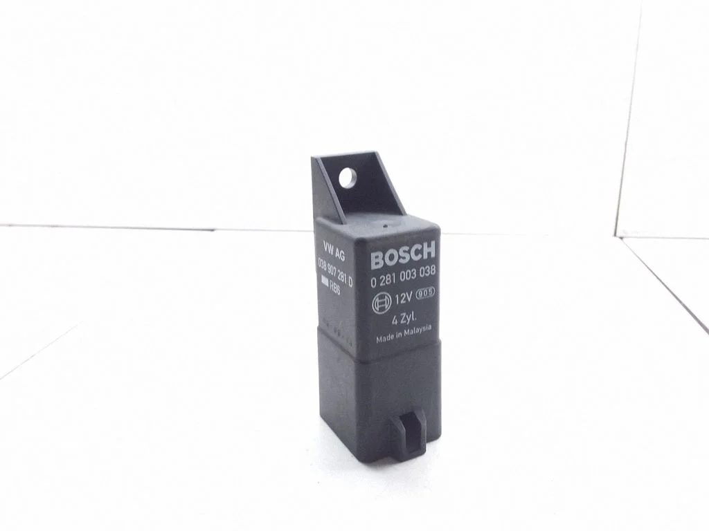 Eelsüüteküünalde relee 038907281D