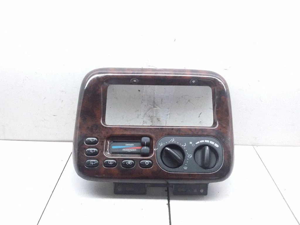 Climate control unit P04677937AB