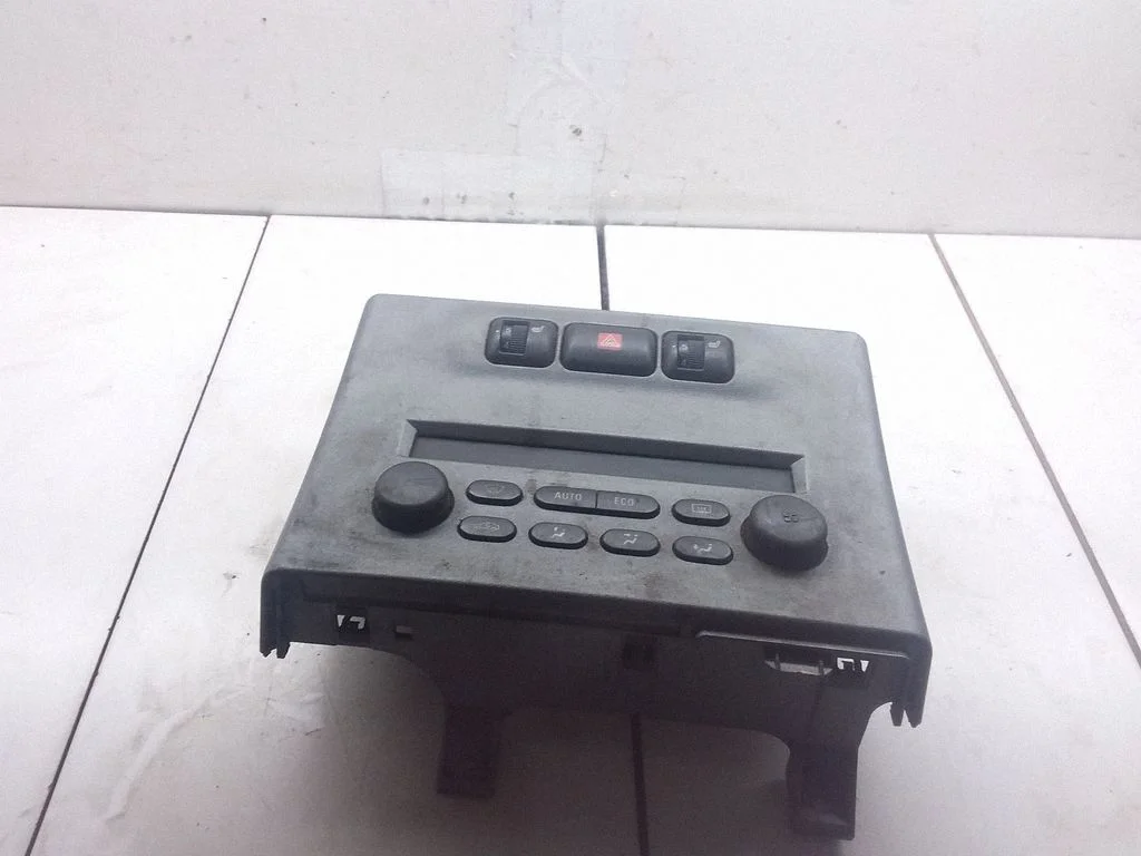Climate control unit – Opel Zafira A (1999-2005)