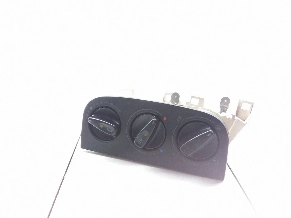 Climate control unit – Ford Galaxy (2000-2006)