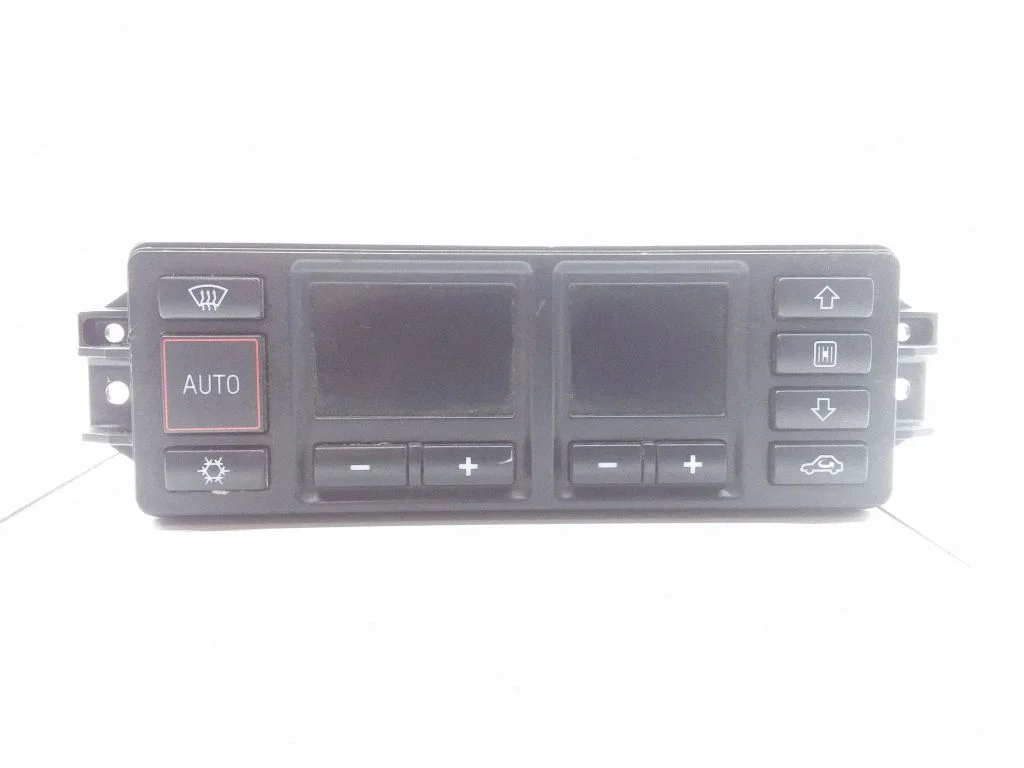 Gaisa kondicioniera/klimata/sildītāja vadības bloks (salonā) – Audi A3 S3 8L (1996-2003)