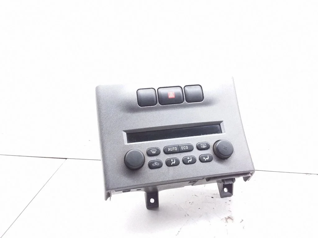 Climate control unit – Opel Zafira A (1999-2005)