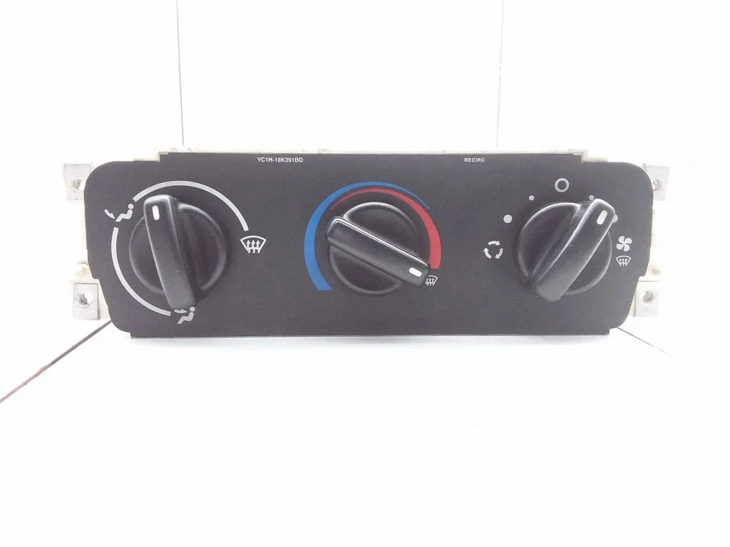 Kliimaseadme/kütte juhtplokk (salongis) – Ford Transit (2000-2006)