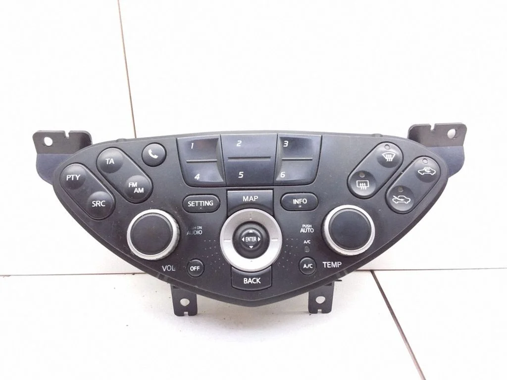 Climate control unit 28395AV610