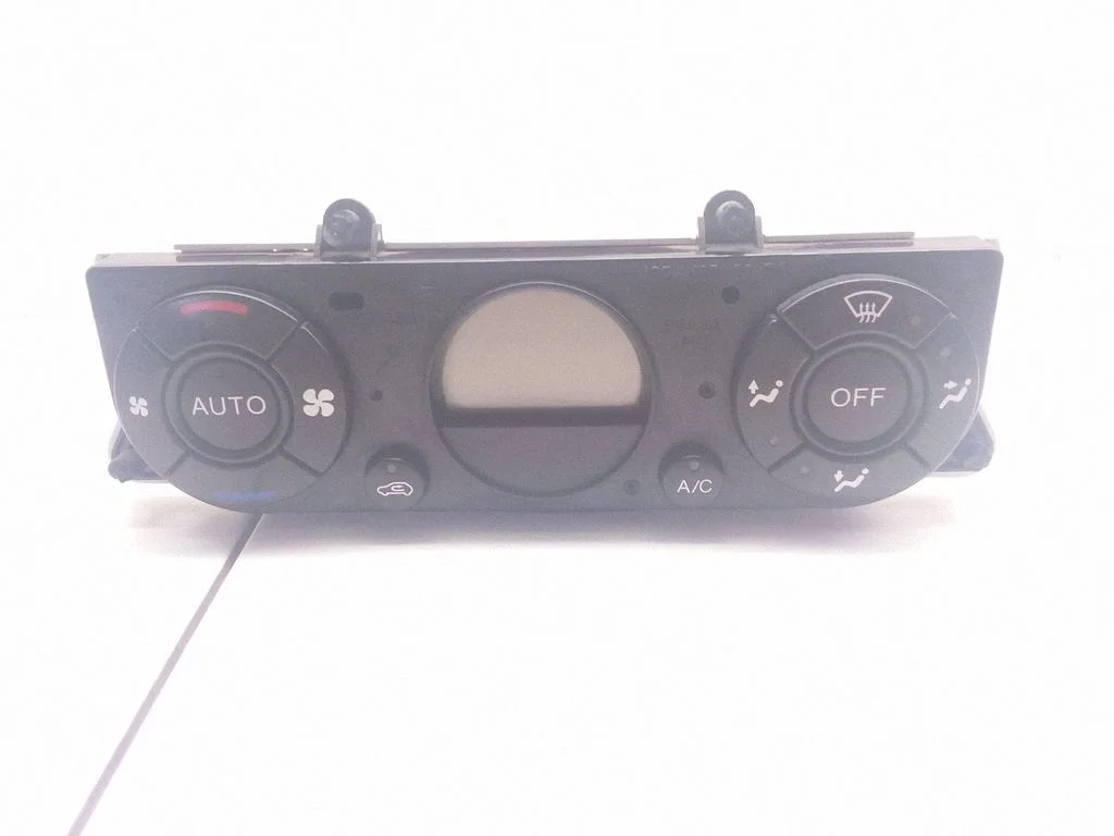 Climate control unit – Ford Mondeo Mk III (2000-2007)