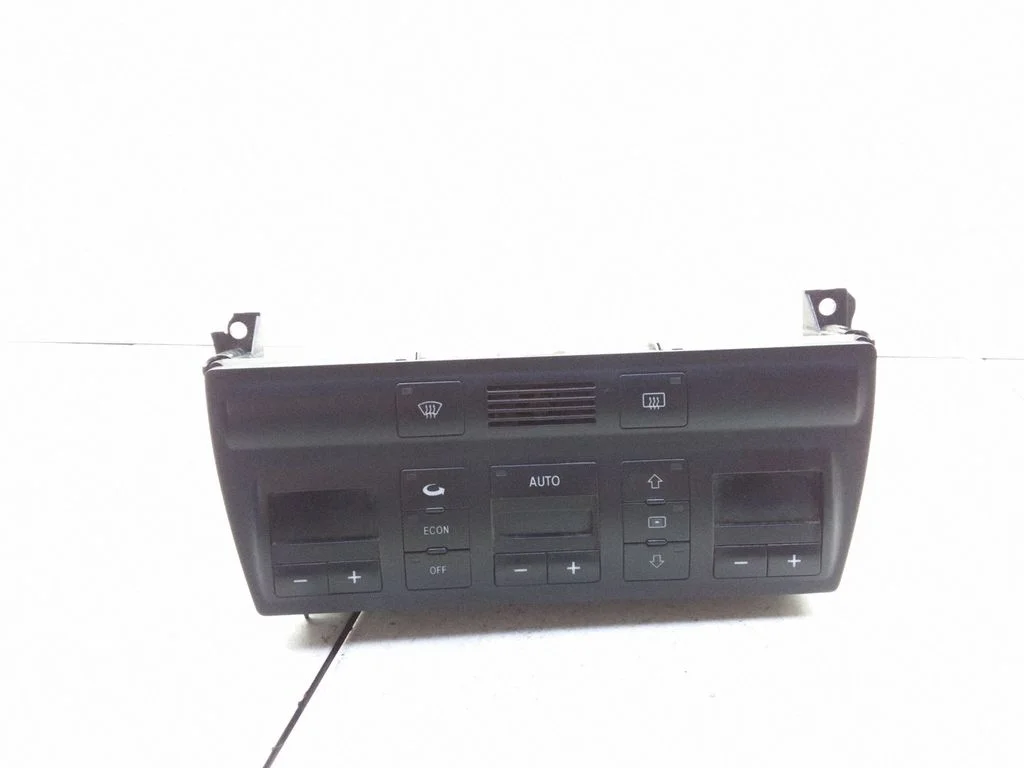 Gaisa kondicioniera/klimata/sildītāja vadības bloks (salonā) – Audi A6 Allroad C5 (1999-2005)