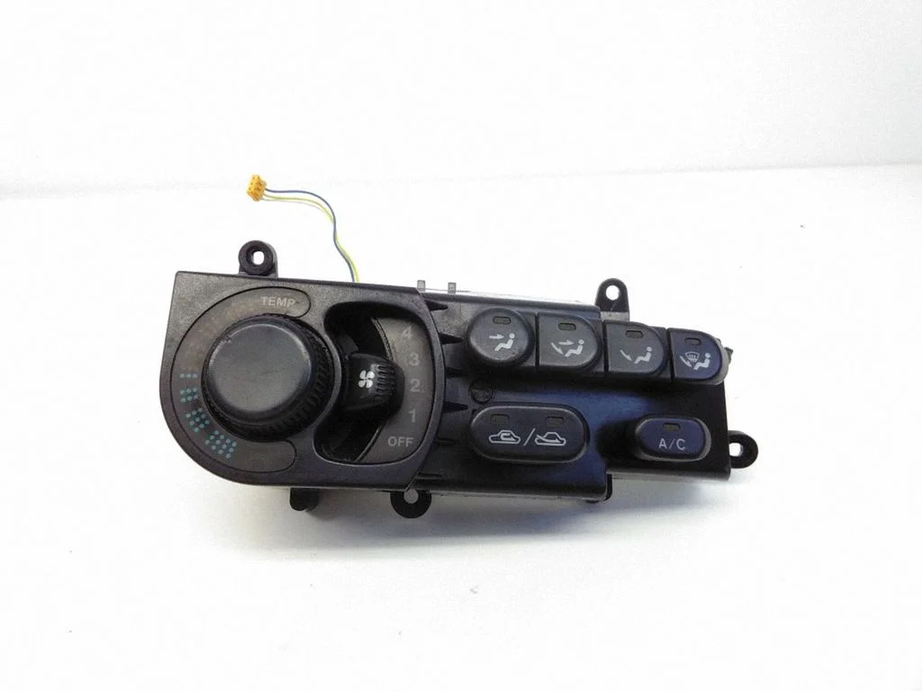 Kliimaseadme/kütte juhtplokk (salongis) 1464302943 – Mazda Xedos 6 (1992-2000)