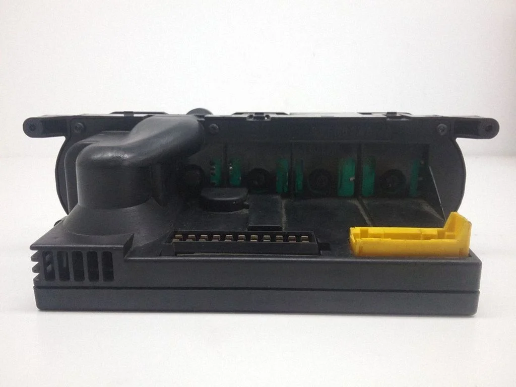 Climate control unit 90586246