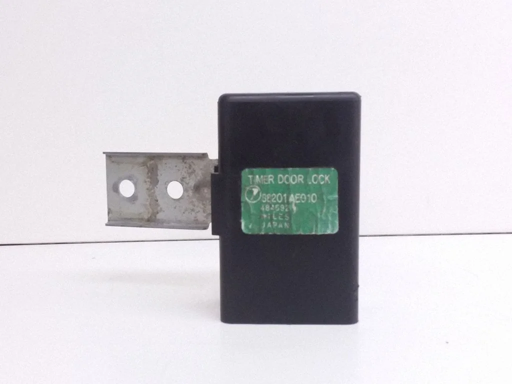 Centrālās slēgšanas vadības bloks 88201AE010