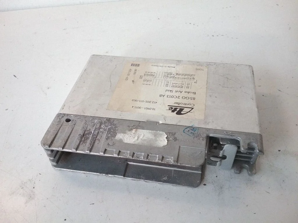 ABS control unit/module 85GG2C013AB
